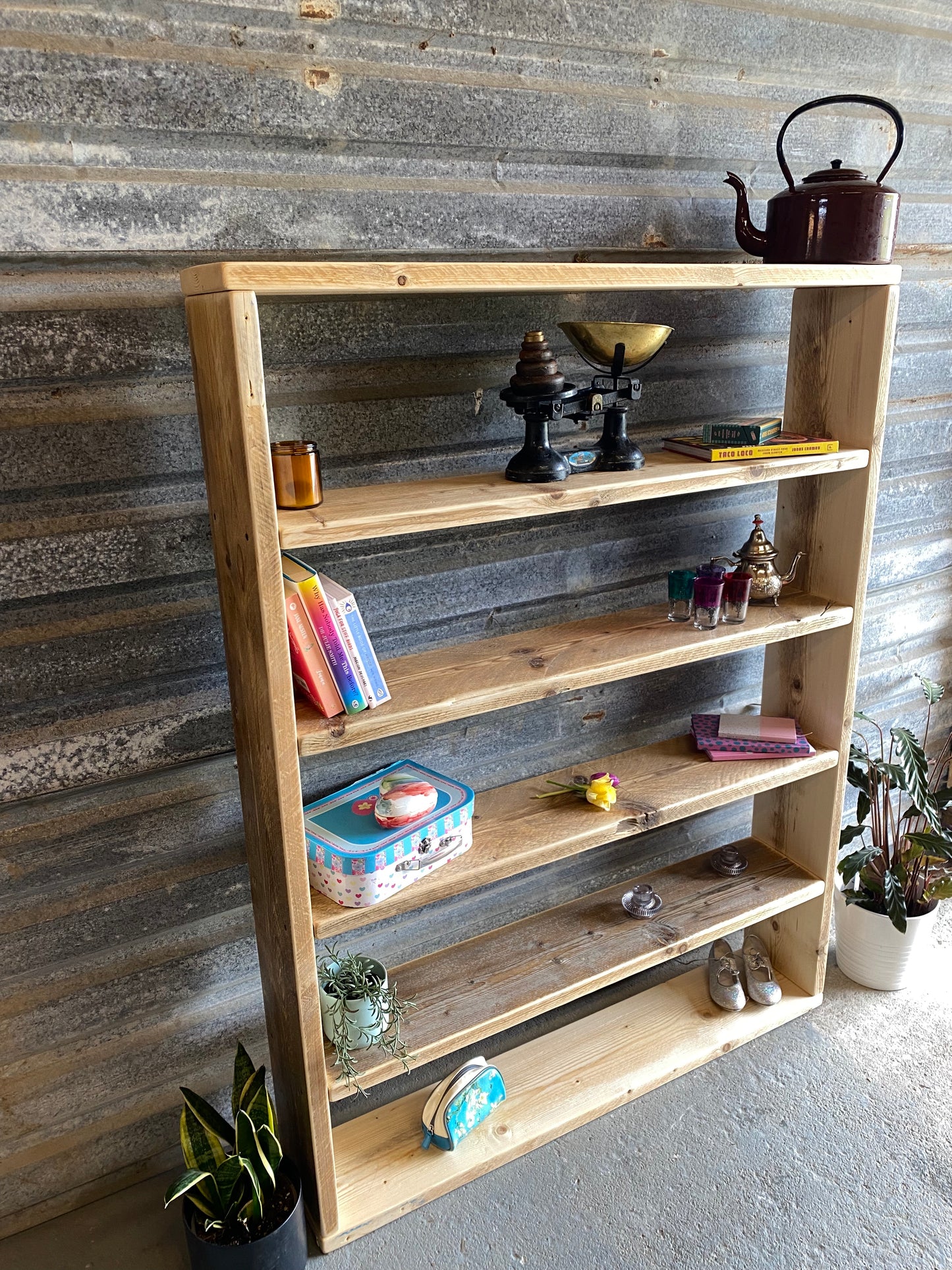 Bookshelf