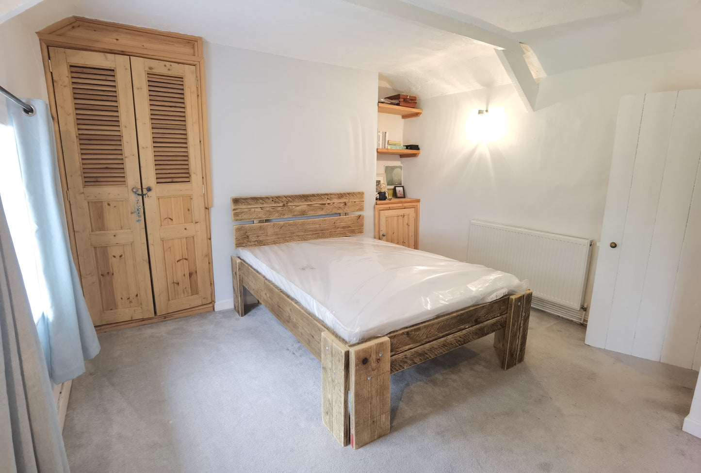 'Summerleaze' Reclaimed Solid Wood Bed